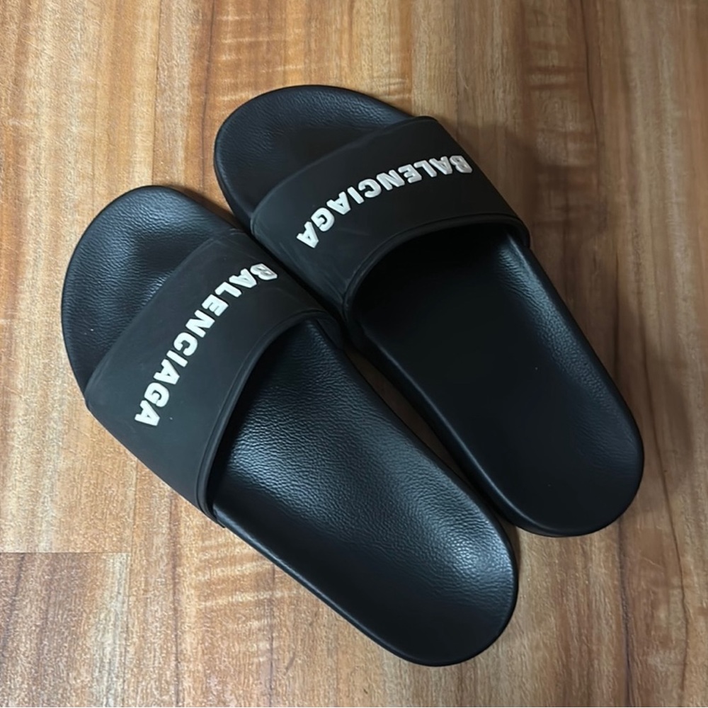 Balenciaga Women’s Slides